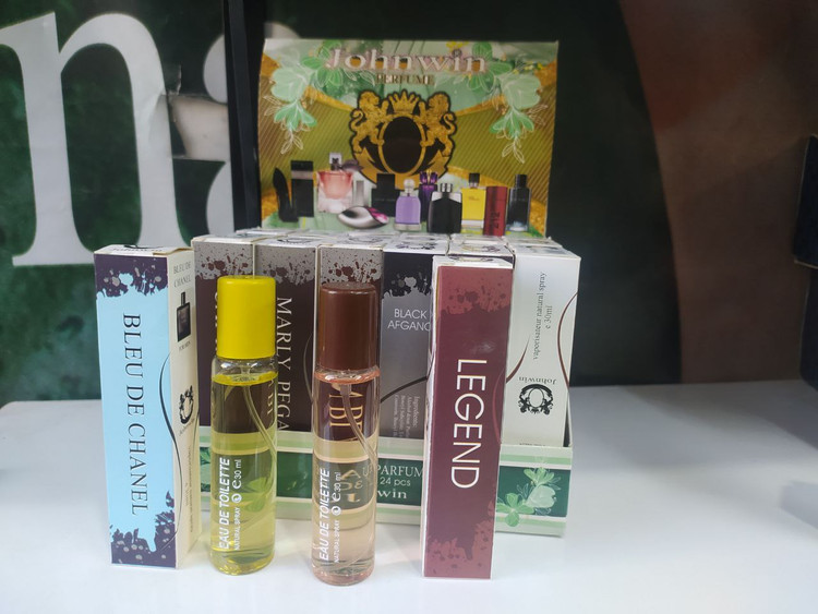 استند ۲۴ عددی عطر جییی ۳۰ میل